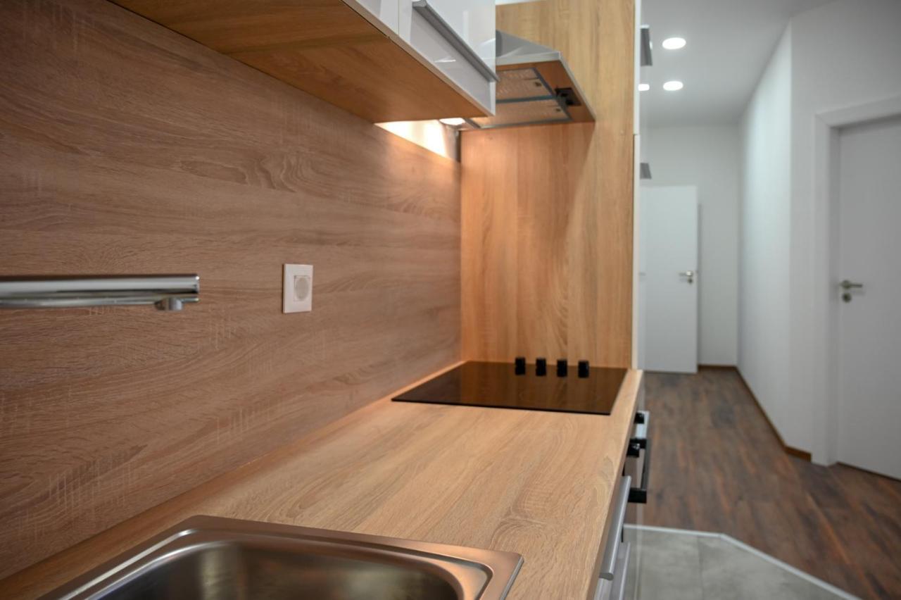 Apartman Sara Zadar Bagian luar foto