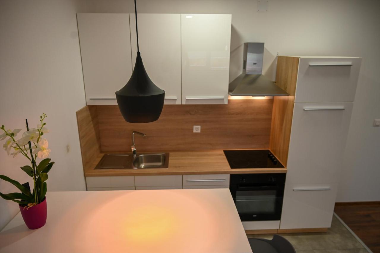 Apartman Sara Zadar Bagian luar foto