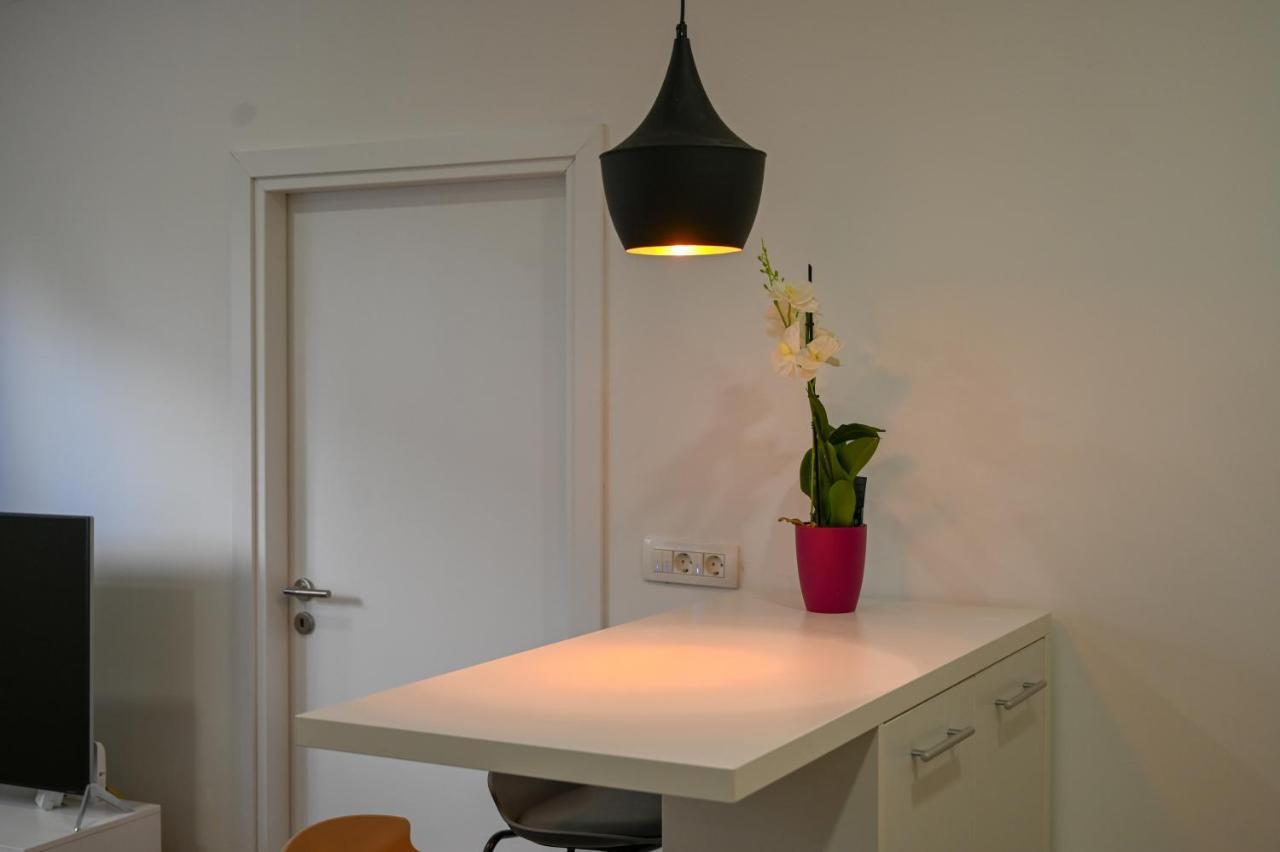 Apartman Sara Zadar Bagian luar foto
