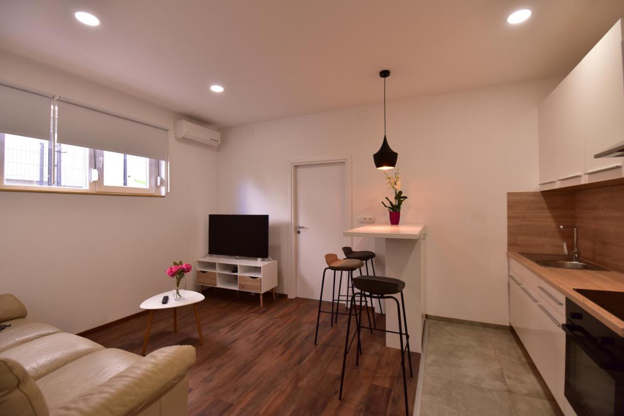 Apartman Sara Zadar Bagian luar foto