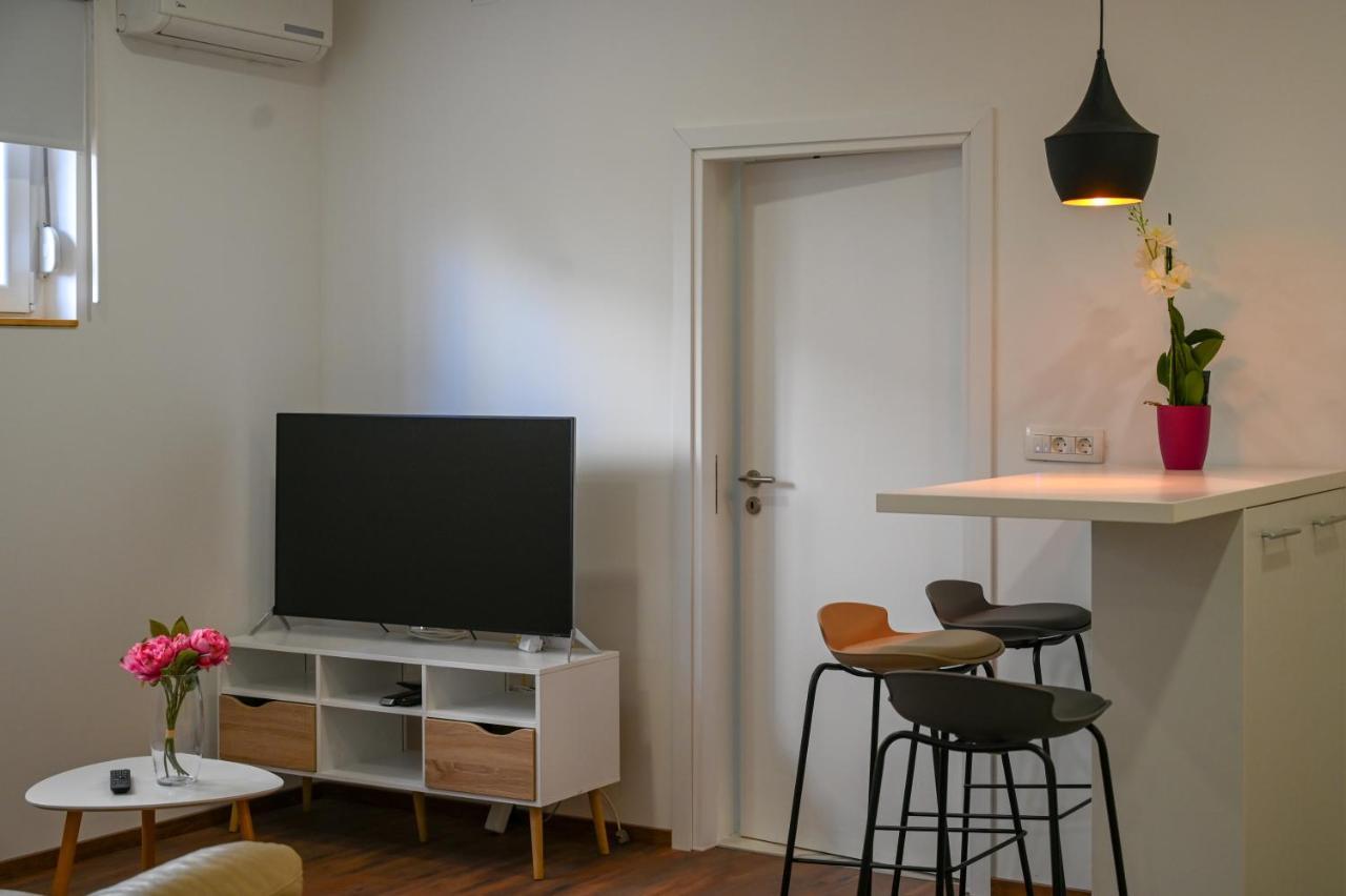 Apartman Sara Zadar Bagian luar foto