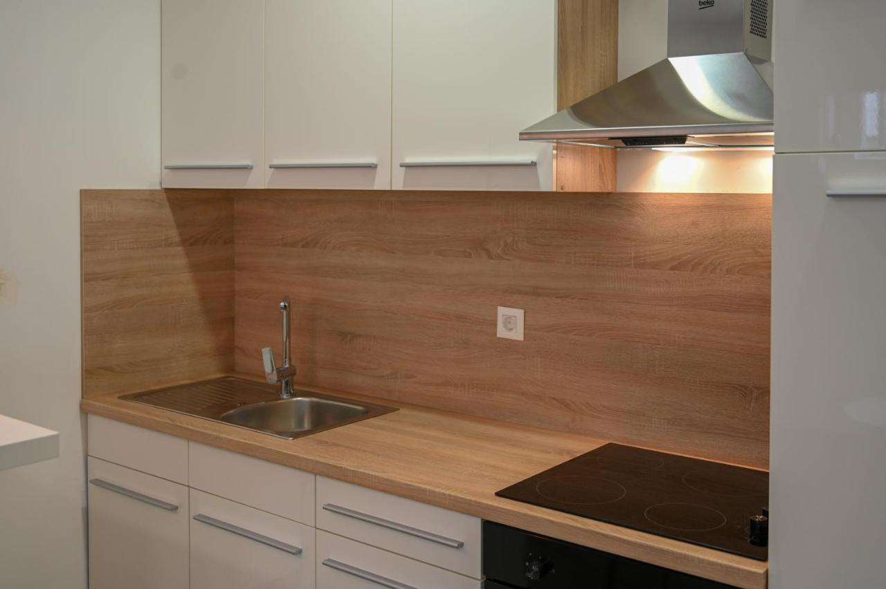Apartman Sara Zadar Bagian luar foto